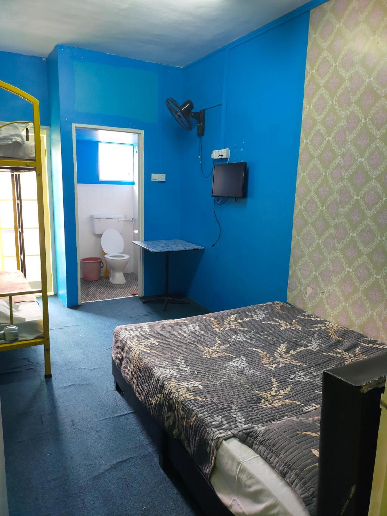 Netasha Holiday Inn Танах-Рата Экстерьер фото